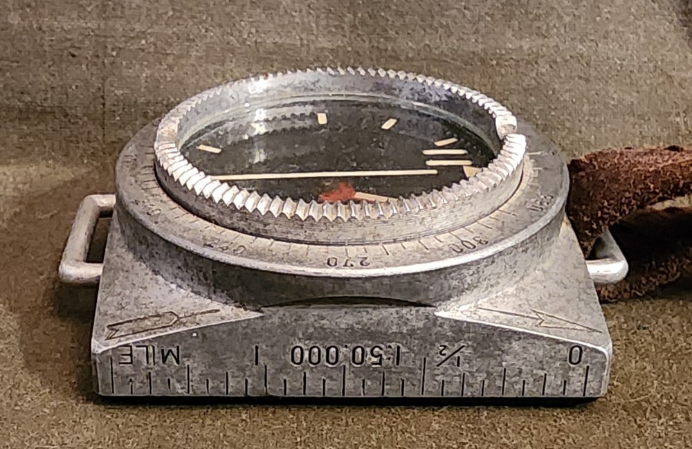 VINTAGE SUUNTO OY COMPASS .