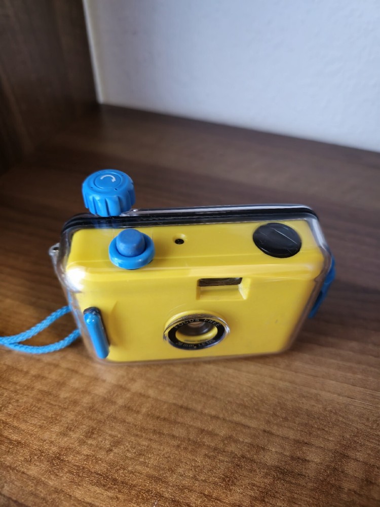 Generic 35mm Film Camera Reusable Underwater Camera (Yellow)