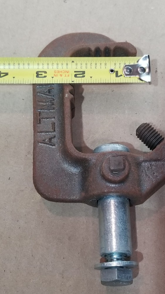 Altman C-Clamp Stage/Studio Lighting Pipe Clamp