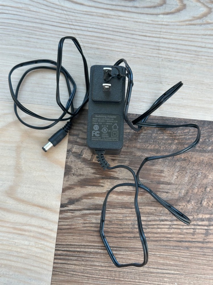 Lot Electronics Cables ~ Cords ~ Adapters