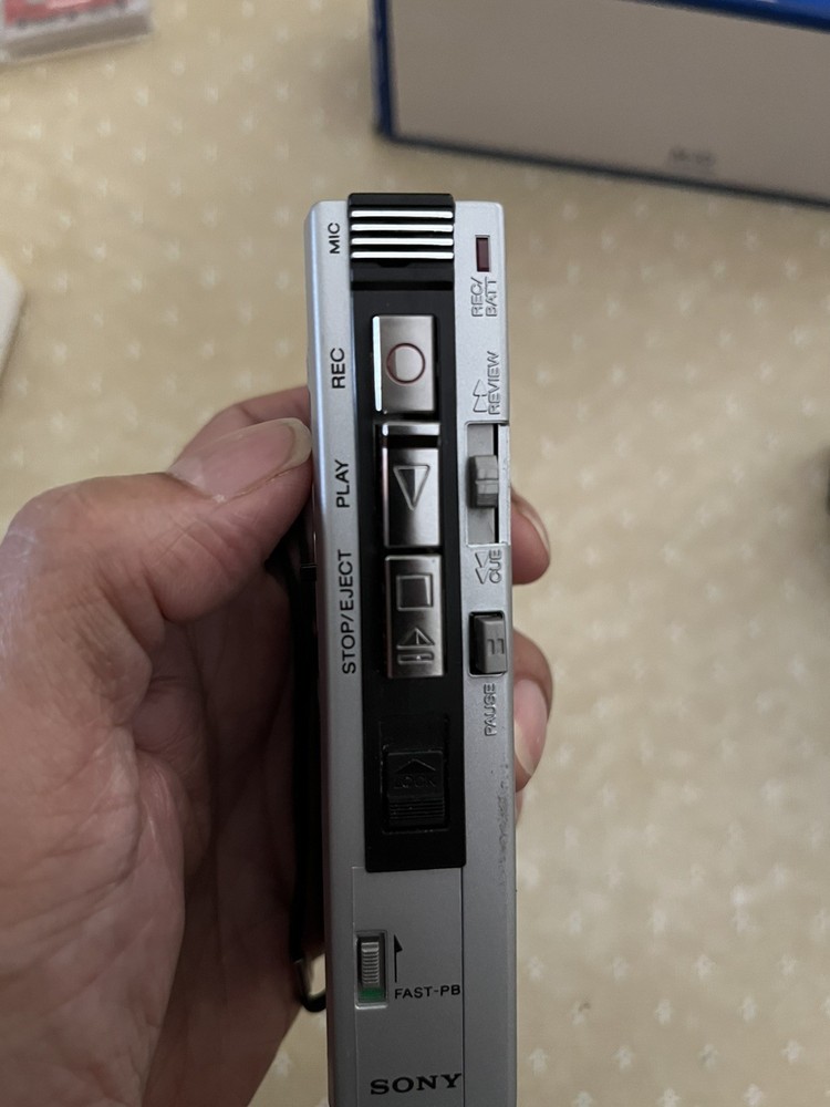 Sony Microcassette M-10 Recorder Vintage Turns On, but non-functioning