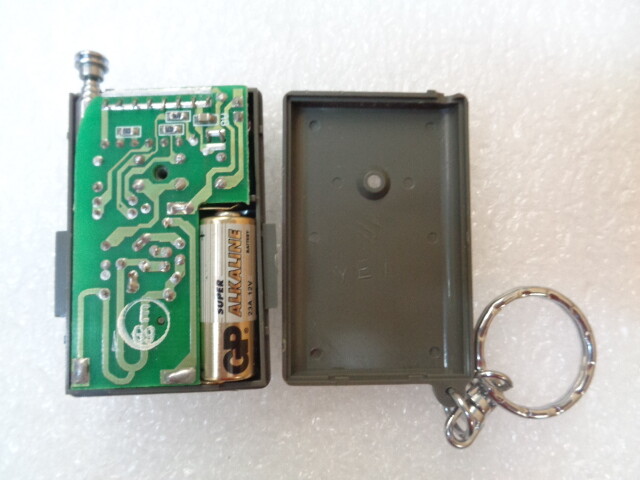 RF300XT Transmitter ( Hawker Beechcraft ?? ) 300 ft Range