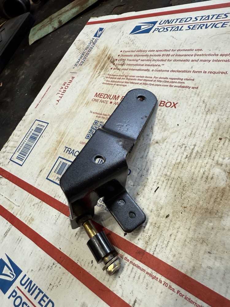 Mercruiser MPI Marine throttle cable mounting bracket