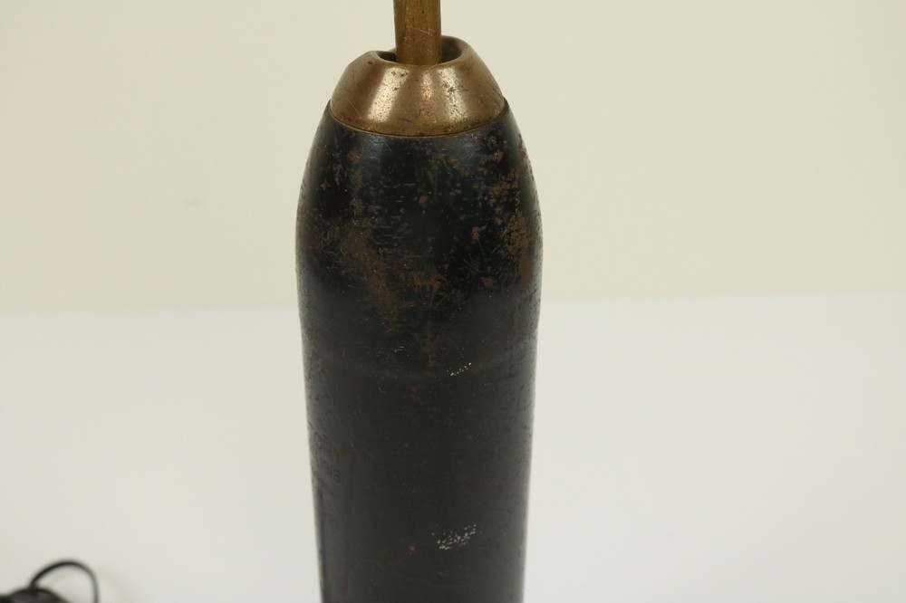 WWI WW1 Victory Lamp 75MM Shell