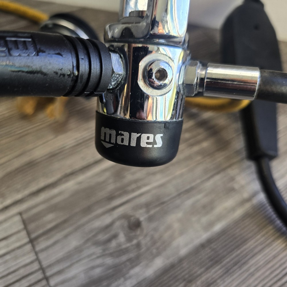 MARES MR 12 SCUBA REGULATOR SET Mares Flat Brass Used