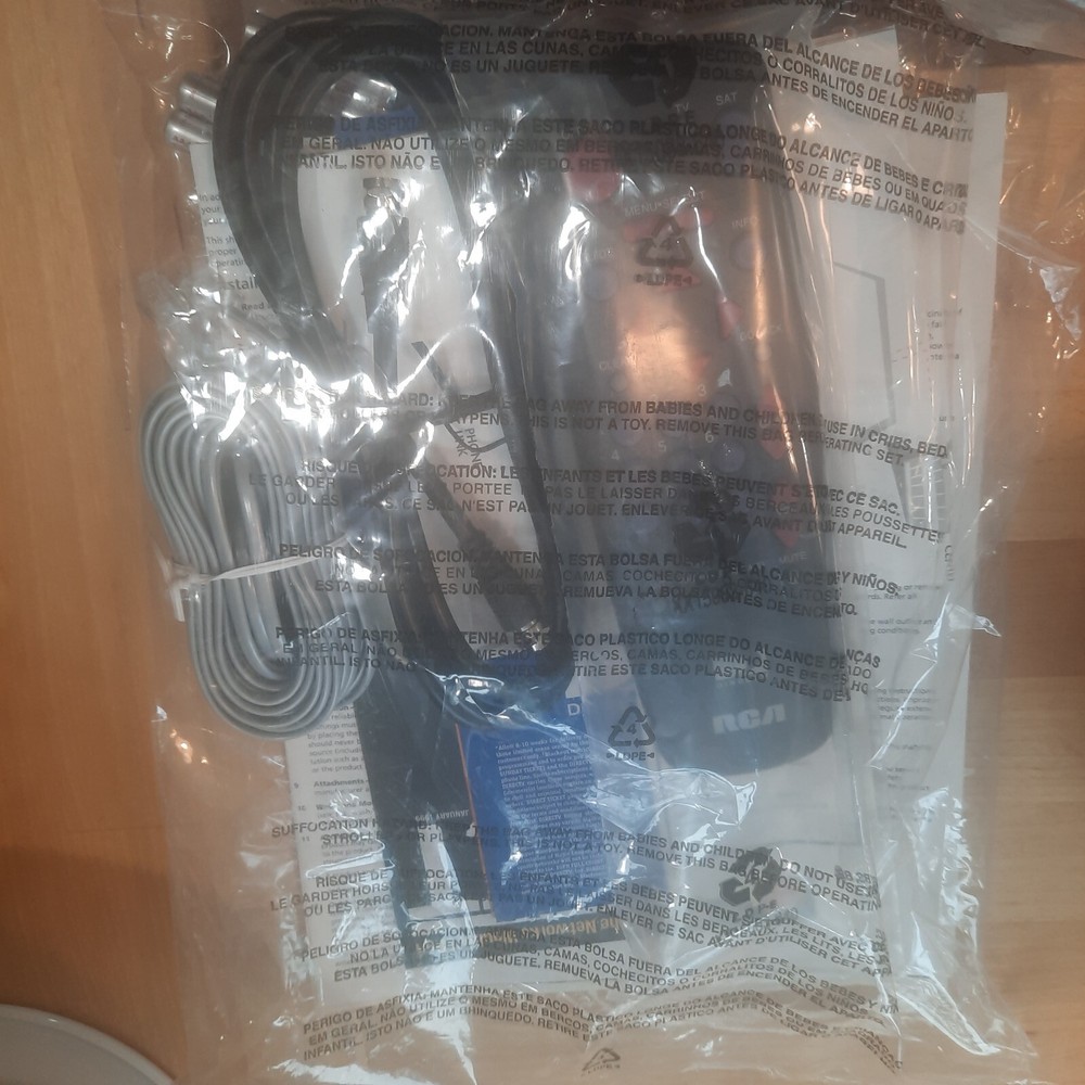 RCA DSS Digital Satellite System Model DRD523RB Antenna Recceiver