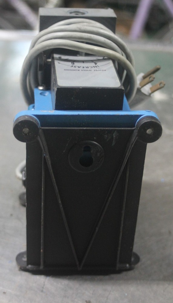 Brunner Model 22 Meter Feeder