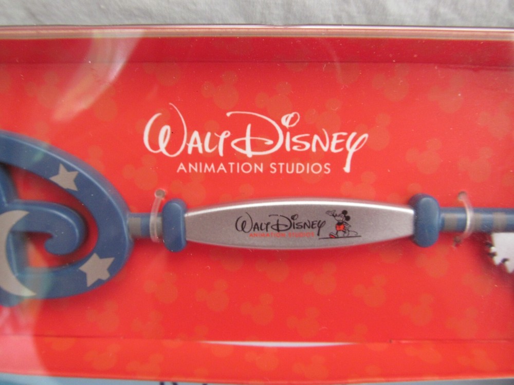Genuine Disney Key Set Pixar Marvel Star Wars Studio Starter Collection Sealed