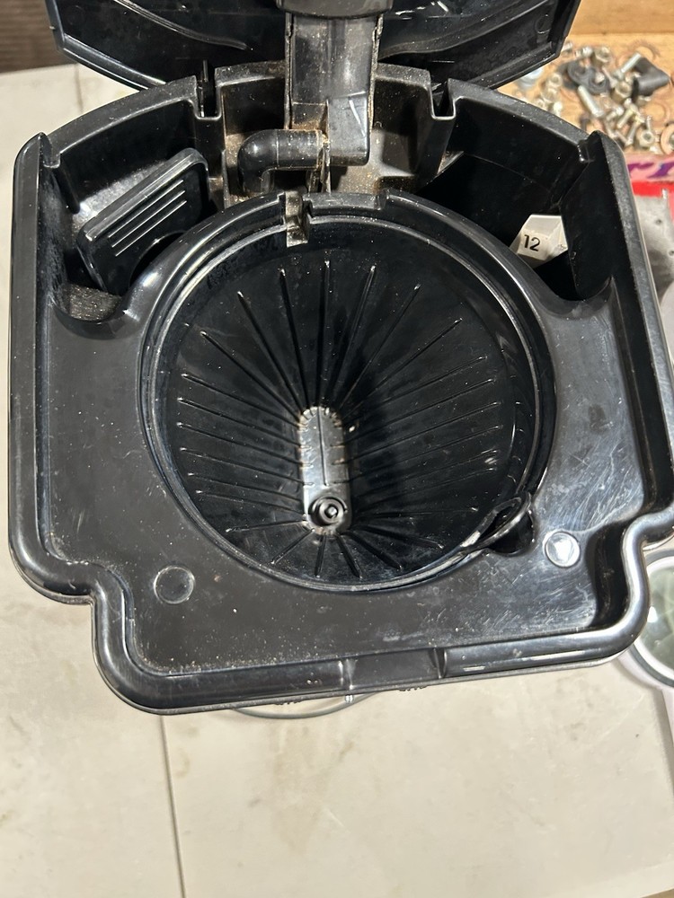 cuisinart coffee maker Model DCC-1200BCH