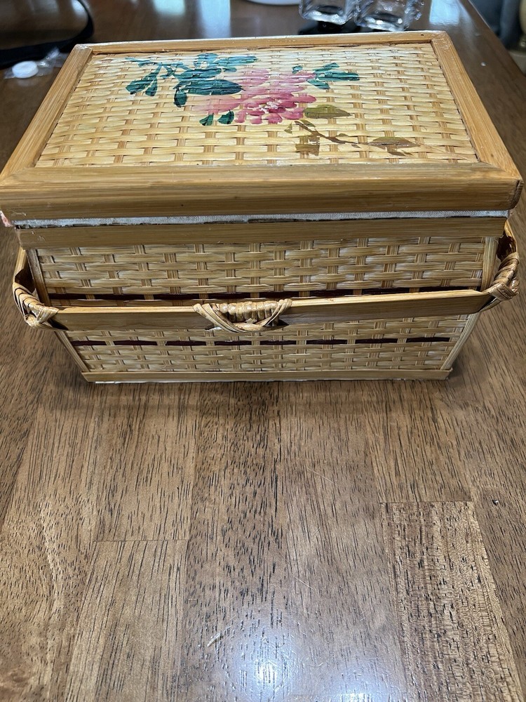 Vintage Wicker Tan Sewing Basket with Handle Painted Lid Lined