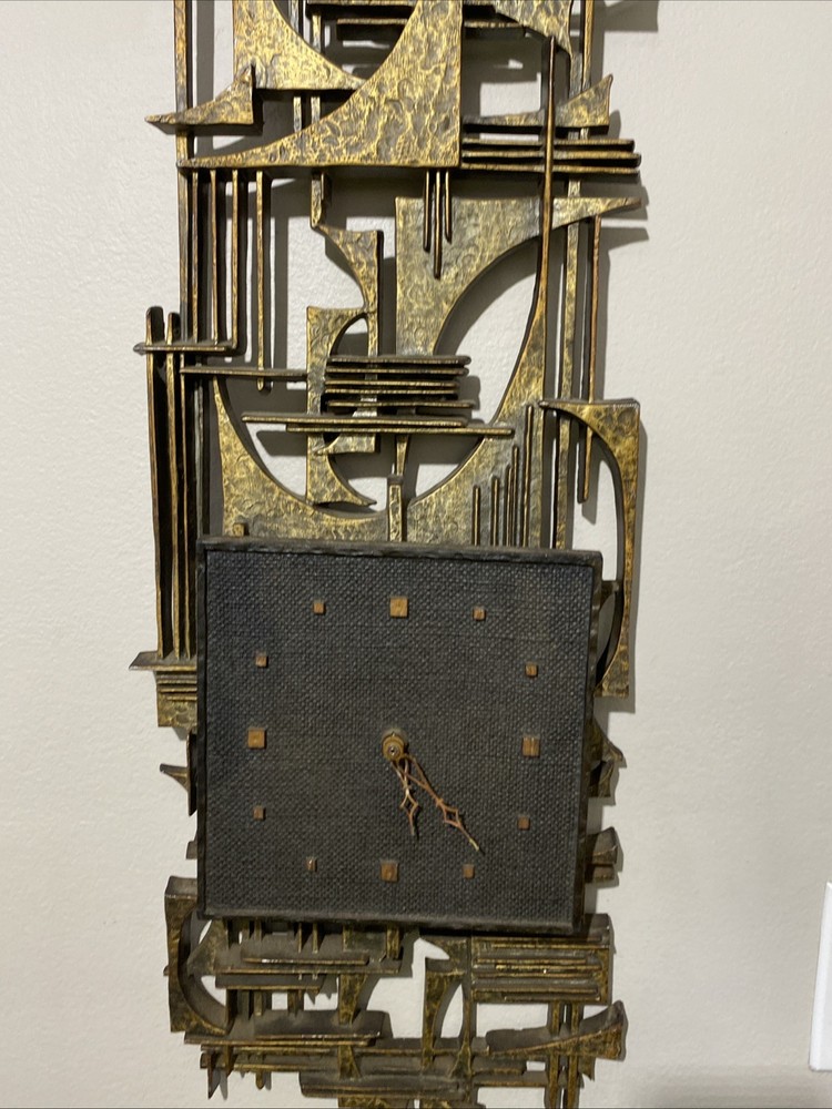 Burwood Clock