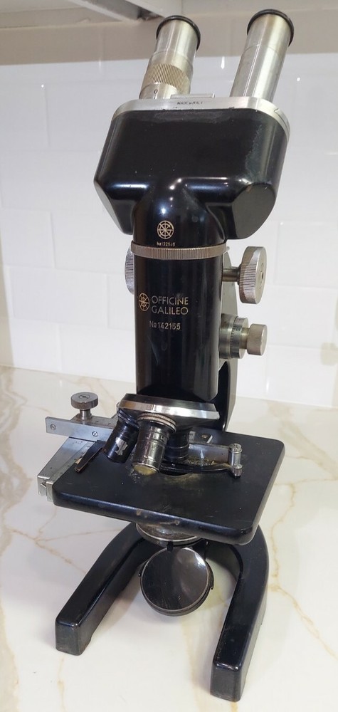 Vintage Officine Galileo Microscope w/ Original Case, Objectives & Light Source