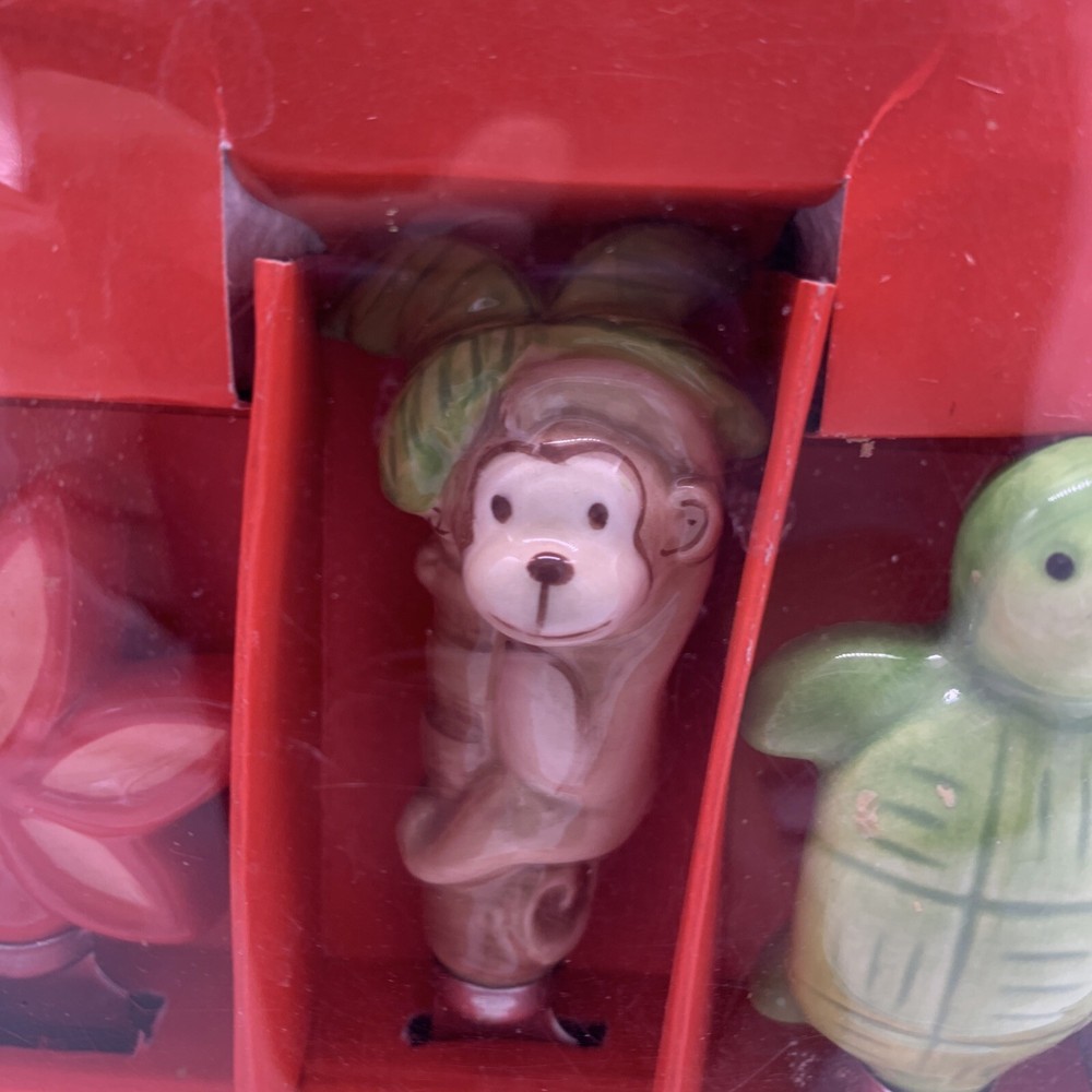 4 Tropical Spreaders Target 2008 Monkey Flower Sloth Turtle Ceramic Handle Cute