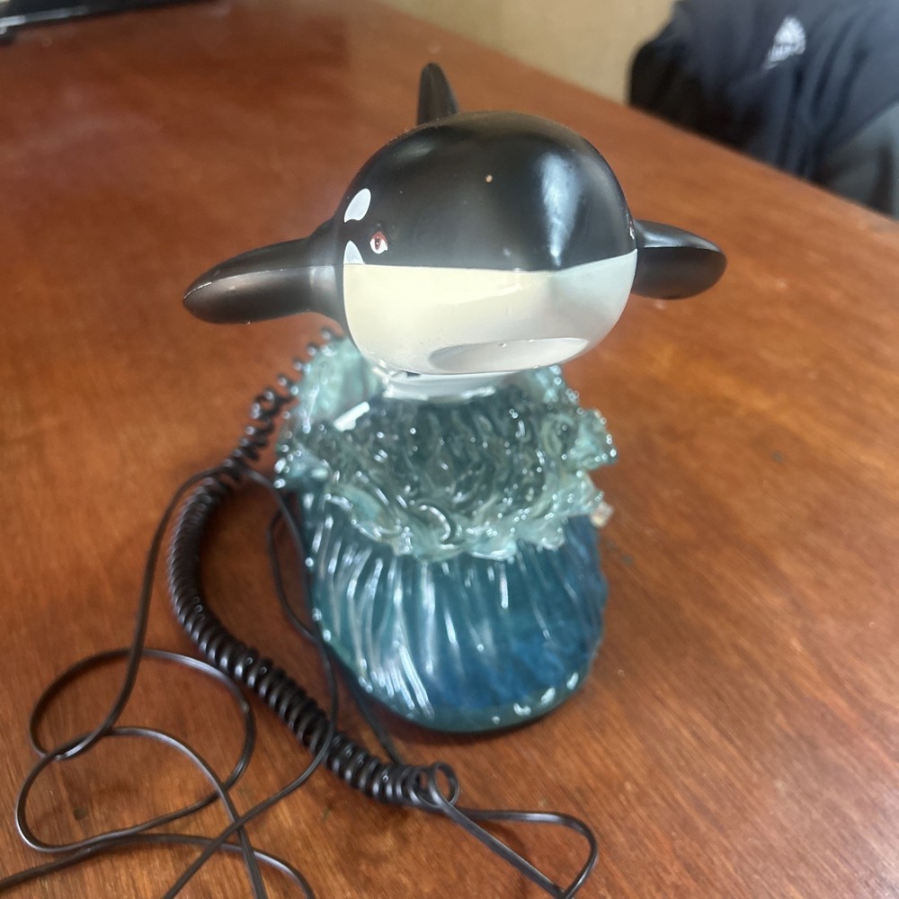 Orka Whale Phone