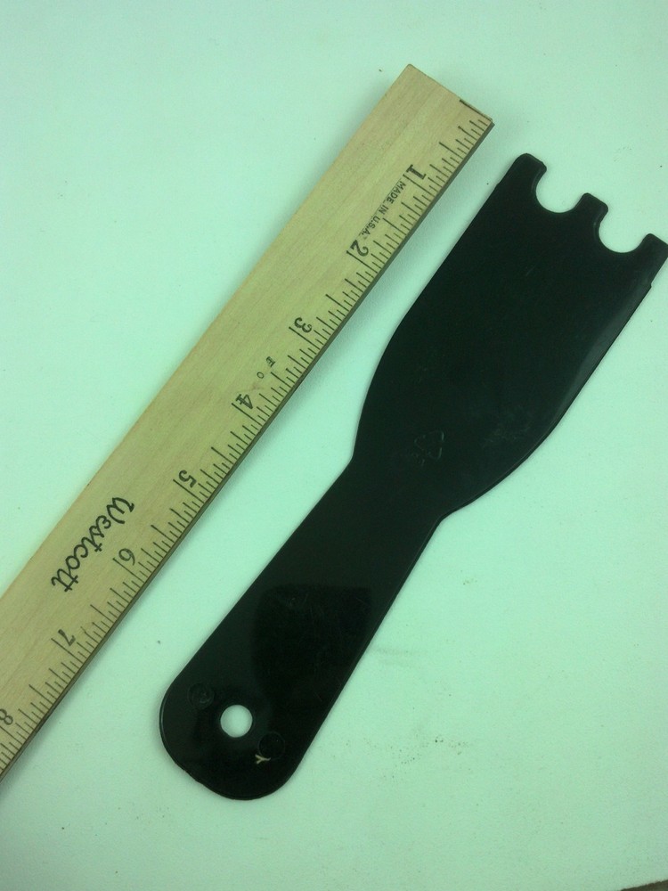 Black Plastic Grill Scraper Spatula