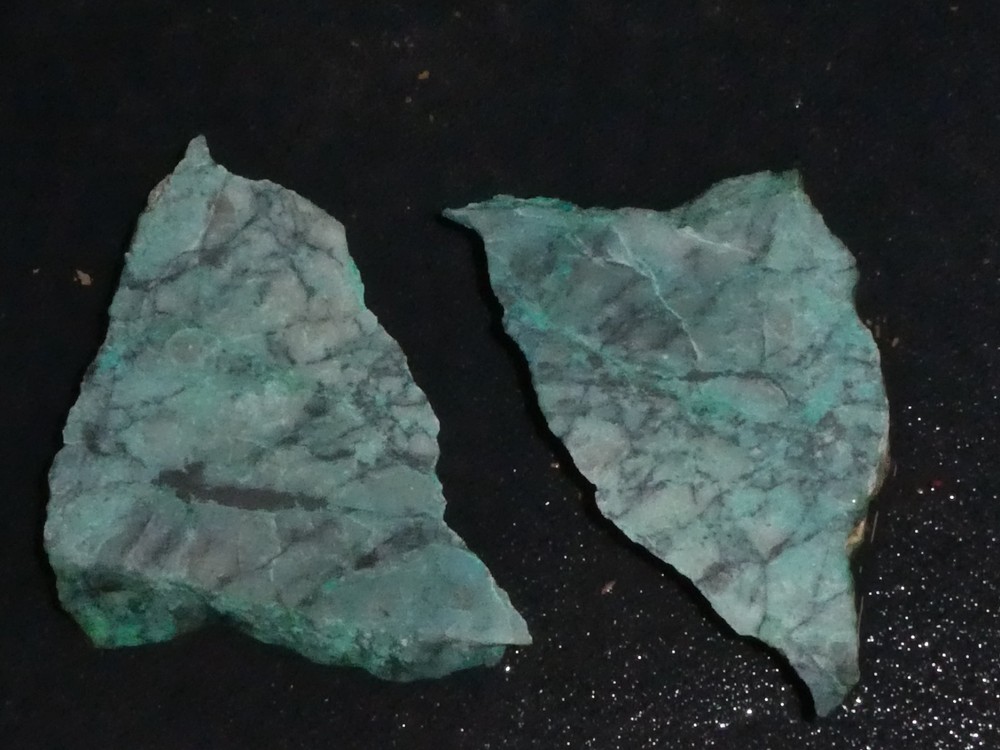 Chrysocolla -2 small pieces- rough-cabbing--display- science