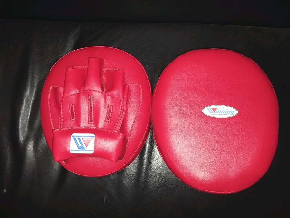 Winning CM-50 Air Punch Mitts - Red