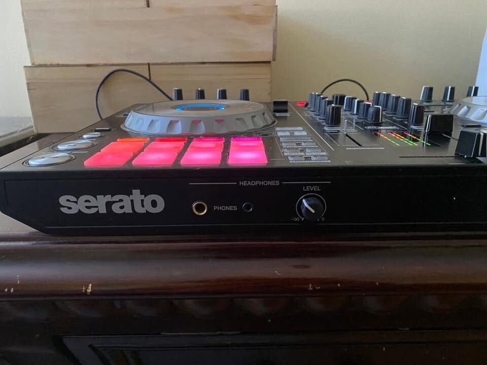 Pioneer DDJ-SR Digital DJ Controller