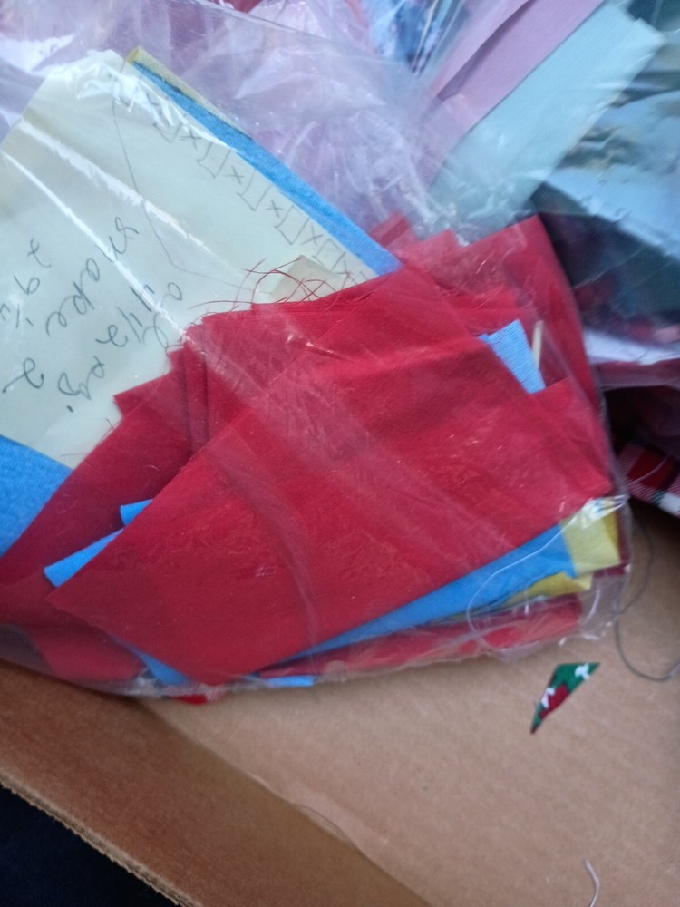 Vintage Quilt Scraps Fabrics Projects Unfinished