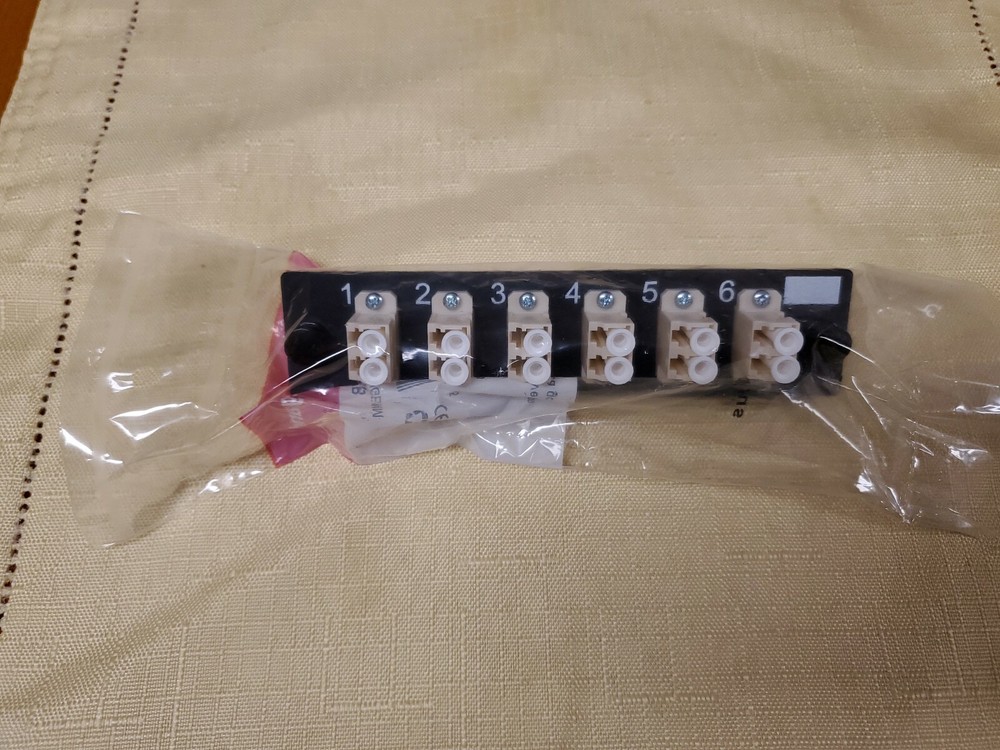 Legrand (OFP-LCD12MB) Fiber Patch Panel