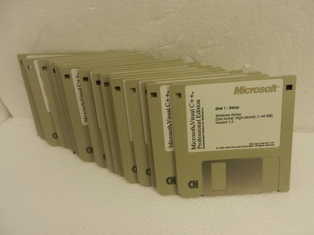 Microsoft Visual C++  VERSION Ver. 1.0 Professional Edition - 20x Floppy Disks