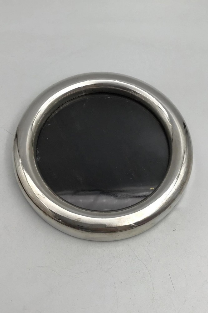 Round Silver Picture Frame