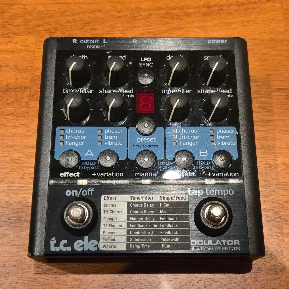Tc Electronic Nova Modulator No.m1138