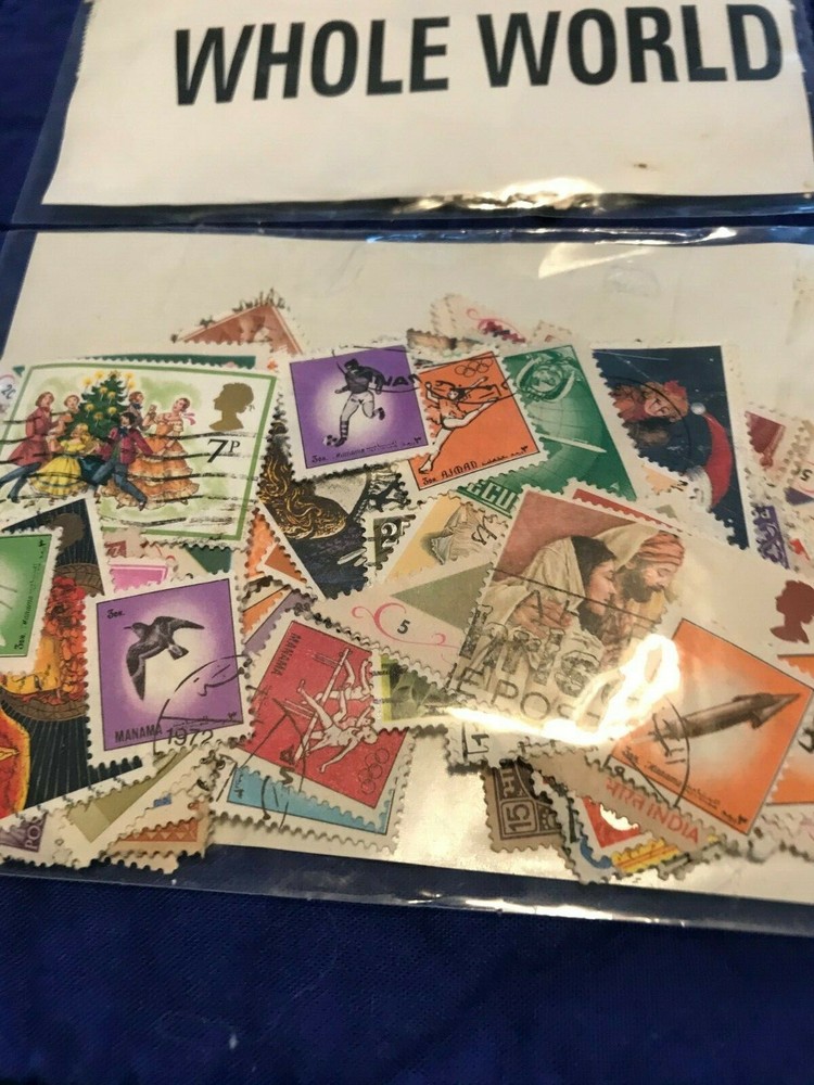 200 Different Assorted World Wide Collectors Stamps