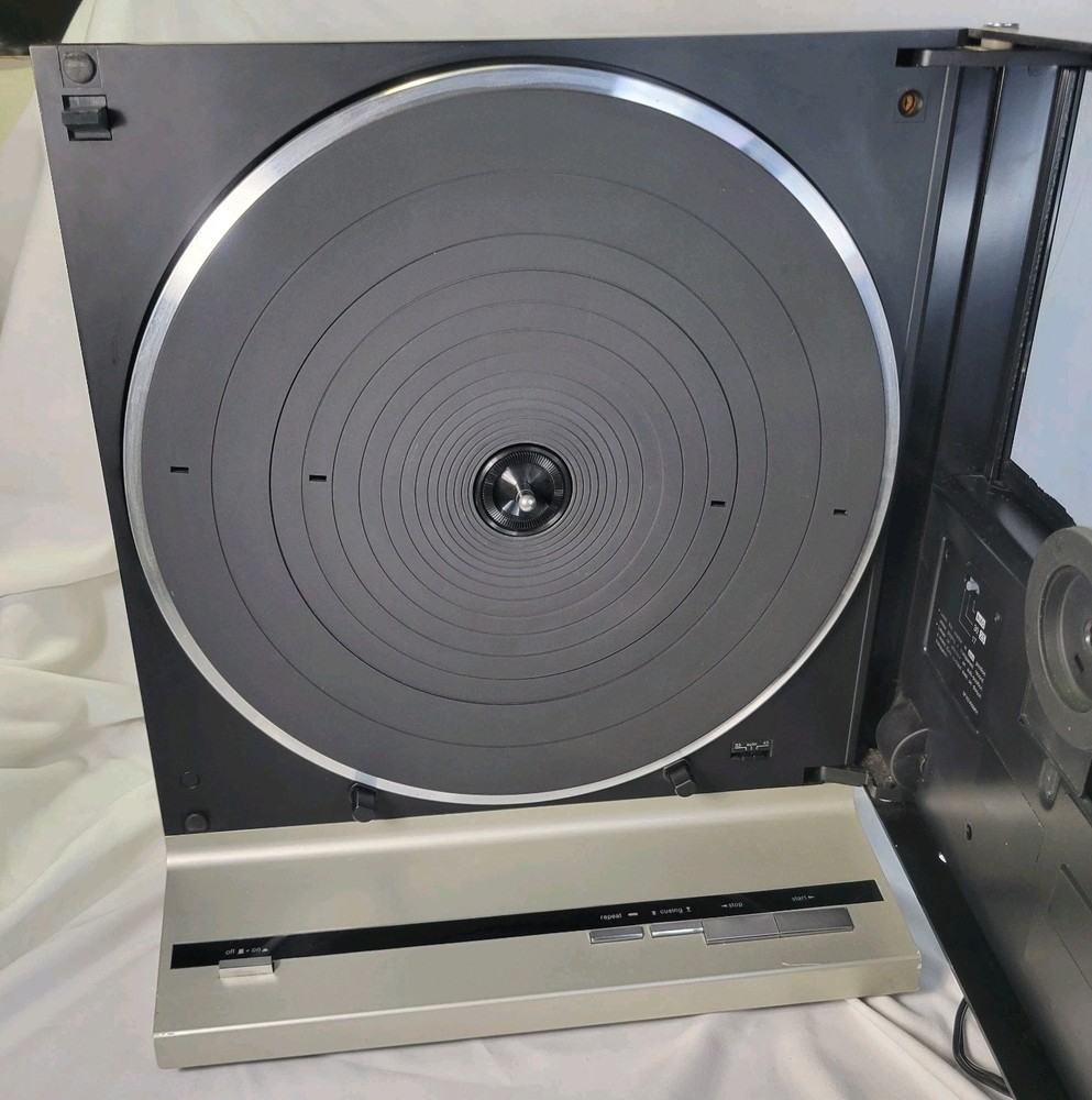 Technics SL-V5 Vertical Turntable Rare Upright Linear Tracking Works Great