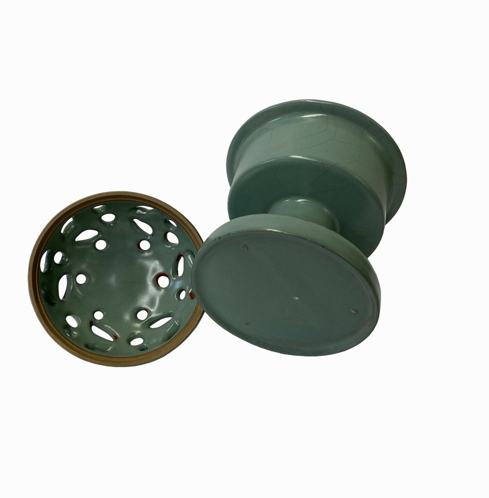 Ru Ware Celadon Green Crackle Ceramic Incense Holder Display ws1420