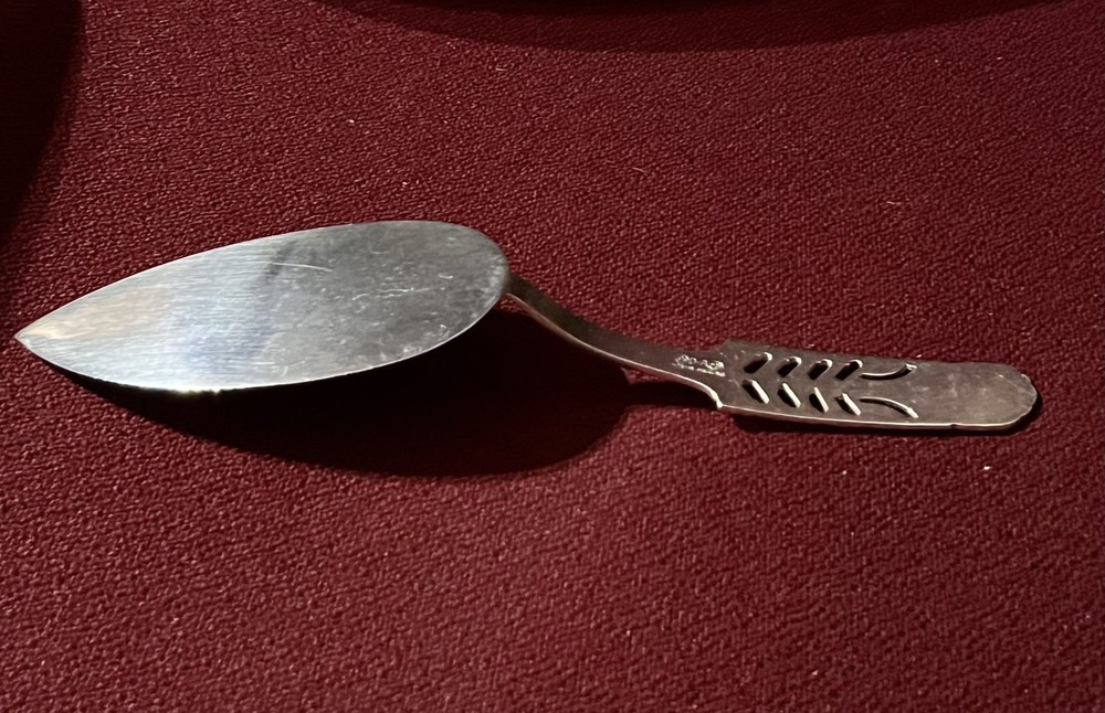 DAVID ANDERSON STERLING PASTRY SERVER NORWAY FLORIFORM PATTERN 3.32 OZ T