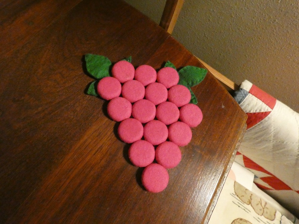 Felt Grape Bottlecap Trivet Vintage Handmade
