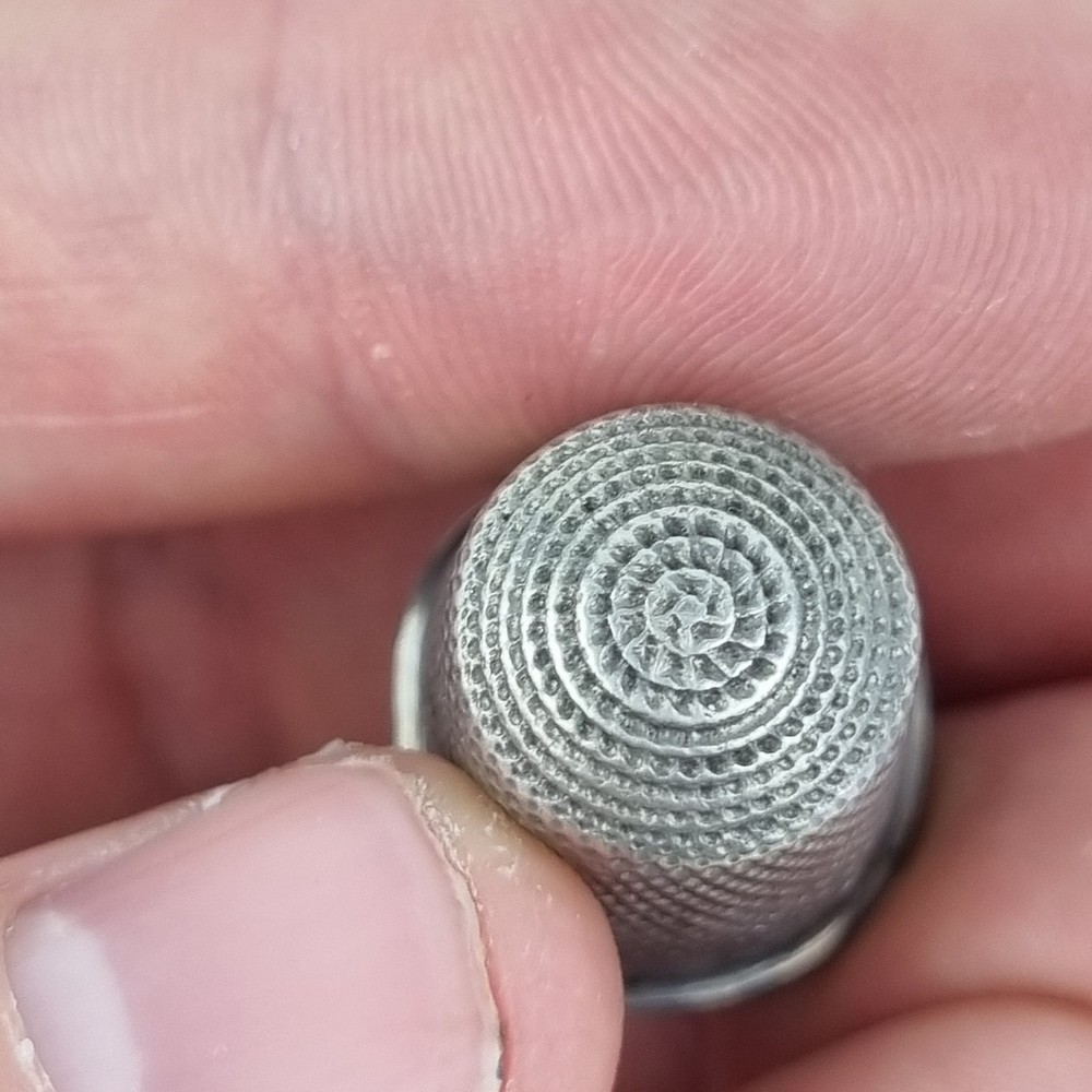 Antique Solid Silver Thimble Birmingham 1916 James Swann