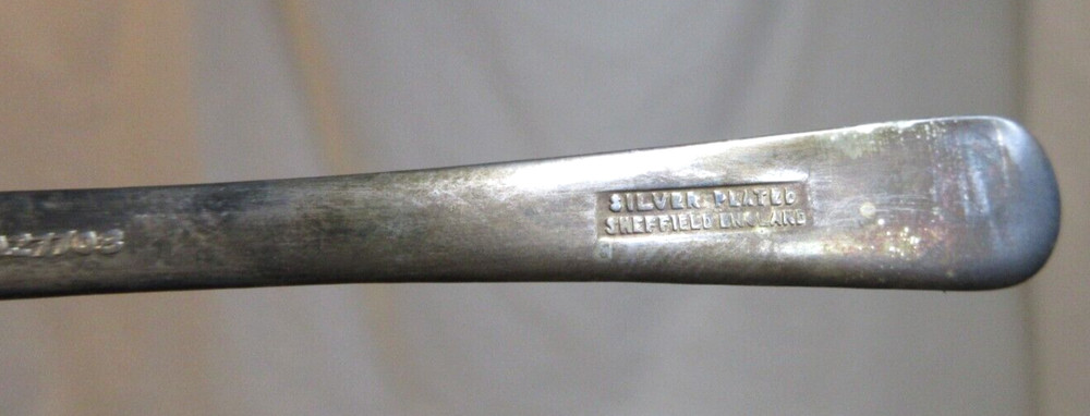 KENT SILVERSMITHS~SHEFFIELD ENGLAND~SILVERPLATED 4 GRAPEFRUIT SPOONS & SUGAR