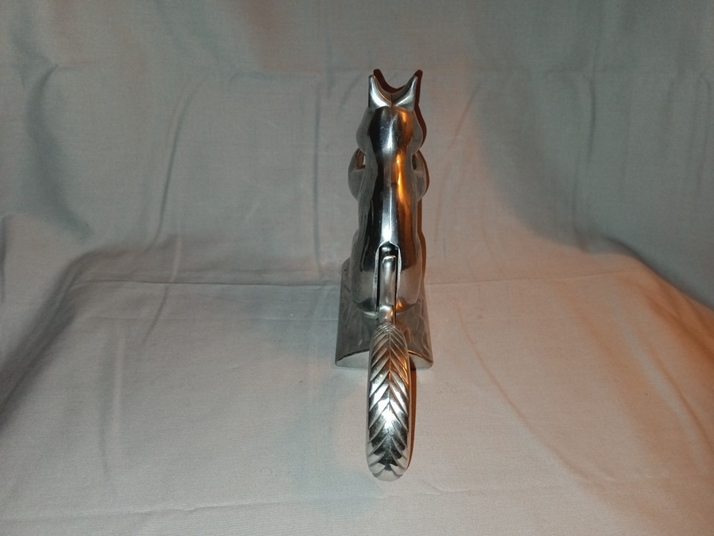 SQUIRREL ON LOG NUTCRACKER Cast Aluminum Squirrel Nutcracker Tall 6" Mechanical