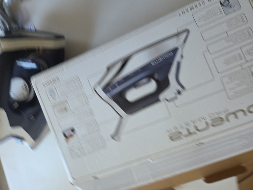 Rowenta Pro Master Steam Iron DW 8080