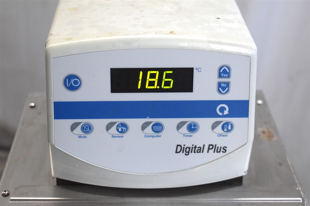 Thermo Neslab RTE 740 Benchtop Recirculating Chiller Bath