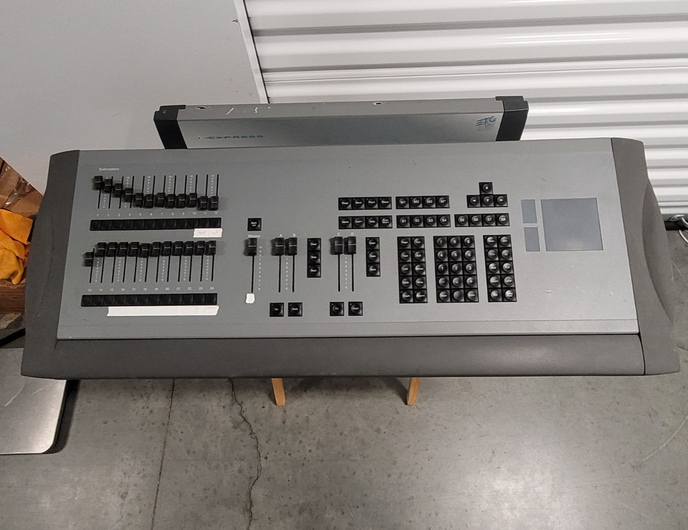 ETC Express 250 Lighting Control Console  Model 4110A1001 - #C