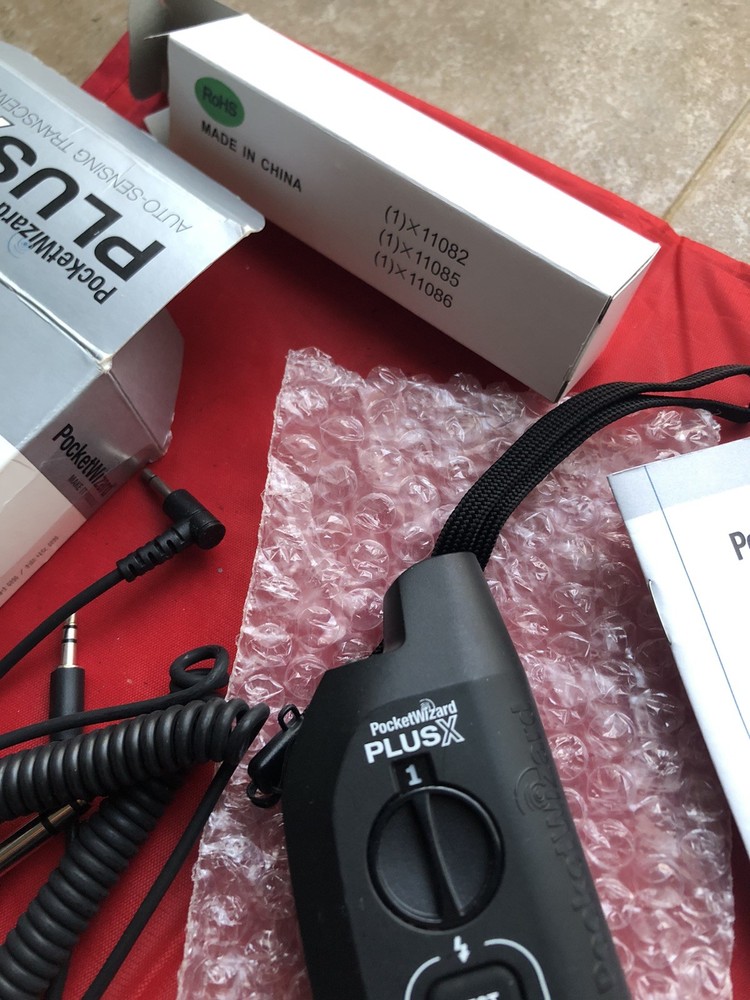 Pocket wizard Plus X Auto Sensing Transceiver And Mini TTI