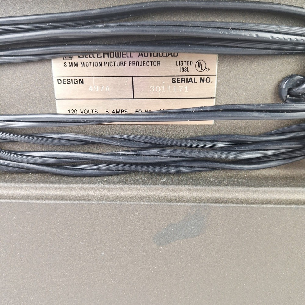 Bell & Howell Autoload 8mm Projector Design 497A Multi Motion Super 8 Woodgrain