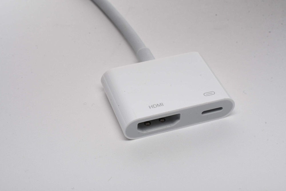 Apple Lighting to Digital AV Adapter / New In Box - Genuine