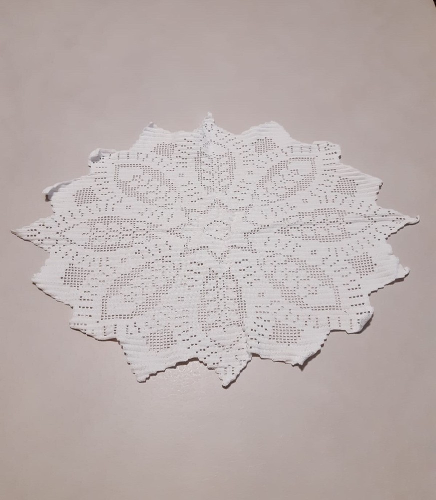 Hand Crochet Cutter 55x40cm New