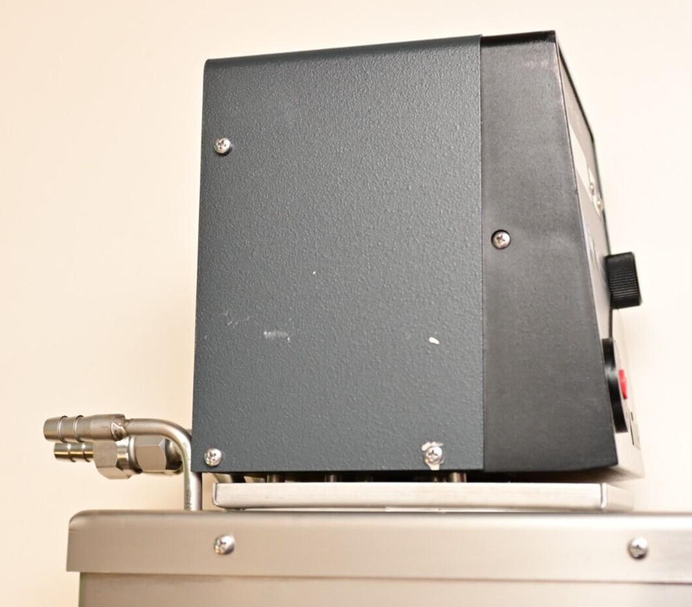 Huber Polystat cc3 Mini Benchtop Circulating Heating Water Bath Model CC S3