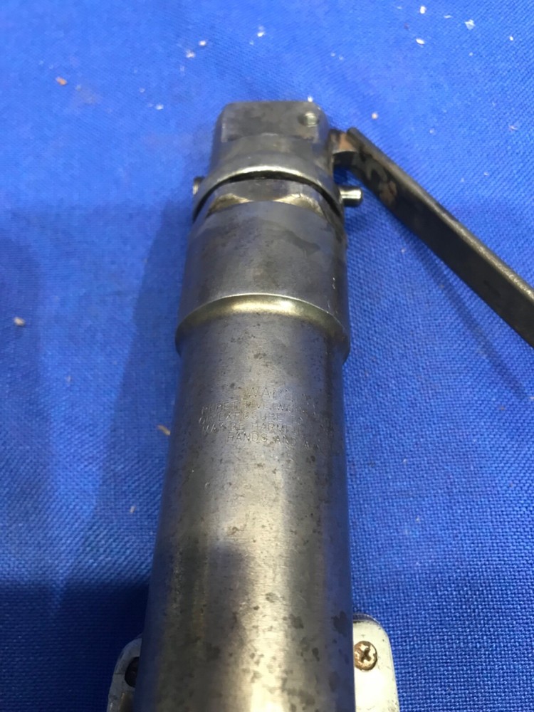 AIR CHISEL SCALER SCALING HAMMER "MADE IN USA" read description