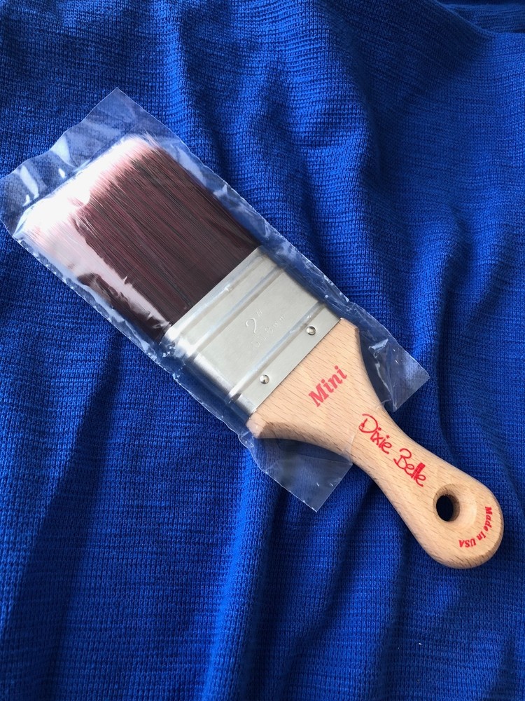 Dixie Belle Synthetic Flat Mini Brush-New/Sealed