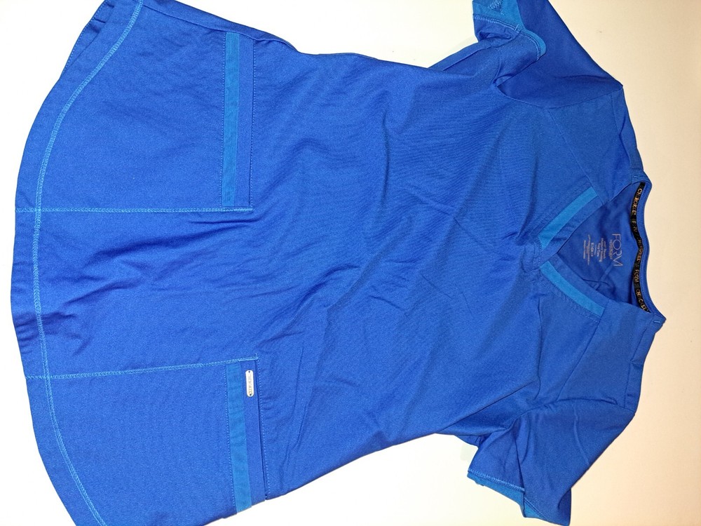 Cherokee scrub tops x 5 size small