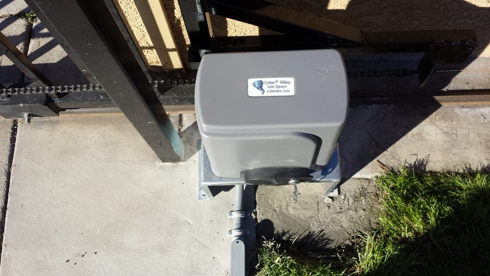 AUTOMATIC SLIDING GATE OPENER PY1500 3200lbs