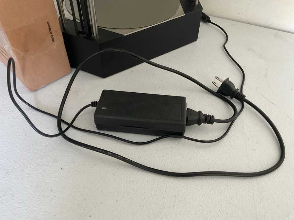 Flux Delta 3D Printer Older Version With Filament & Drawing Tool READ