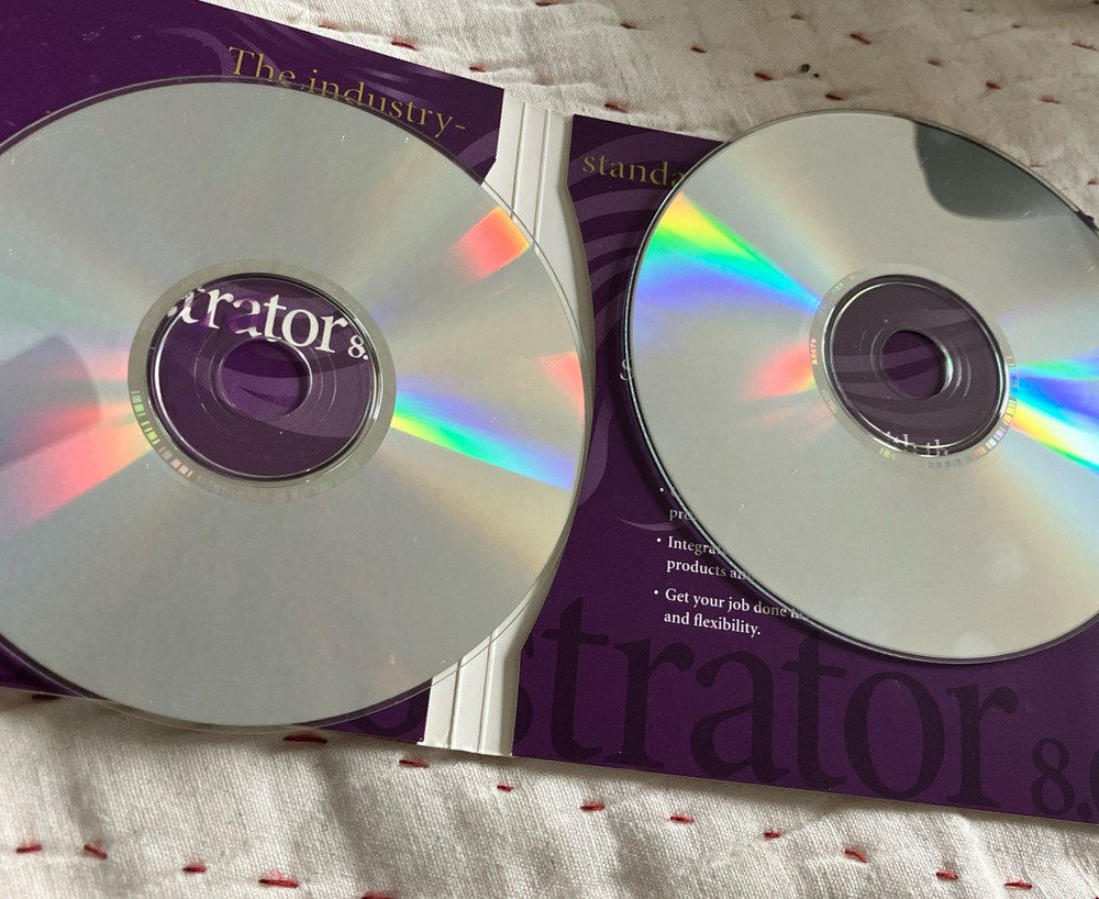 Adobe Illustrator Version 8.0 for Macintosh Software w/ Serial Number (2 CDs)