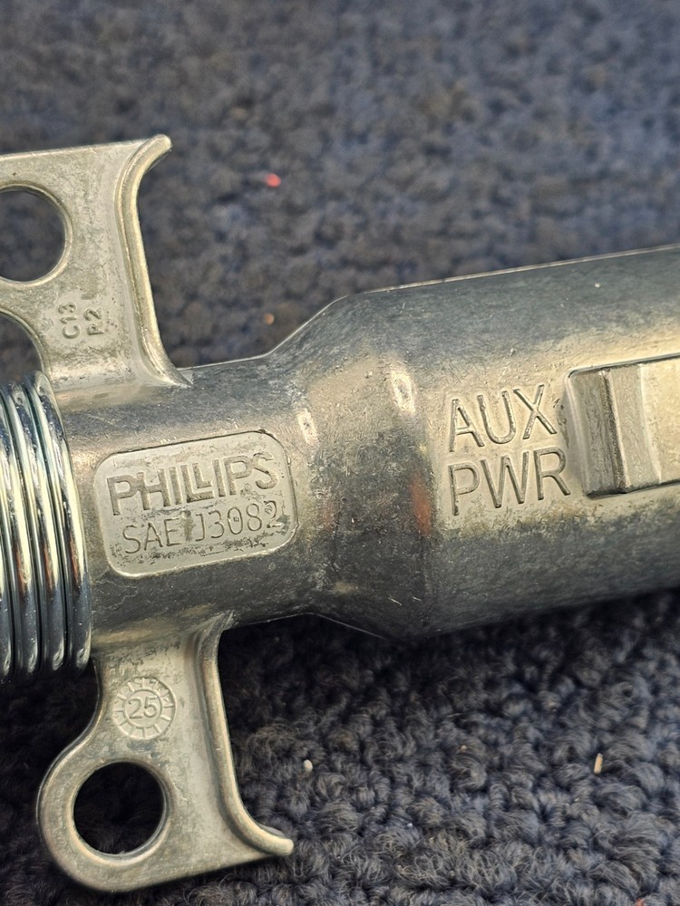 PHILLIPS 15-336: Plug, 2-Way, Double Grip, With Spring, Die Cast